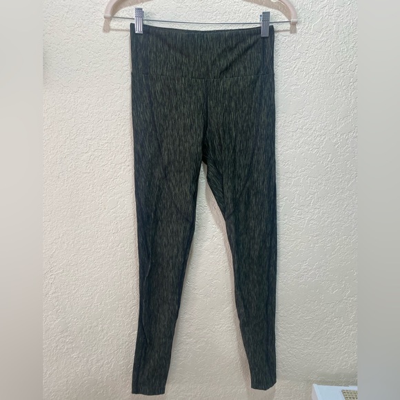 Maaji highrise dazing printed green 7/8 leggings - Picture 2 of 4